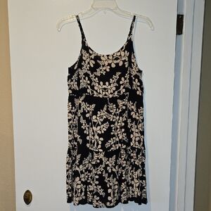 She's Cool Black & Cream Floral Adjustable Spaghetti Strap Semi Open Back Dress